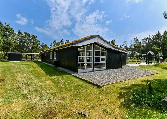 Bv173-blavand-ved-skoven-15 * Blavand